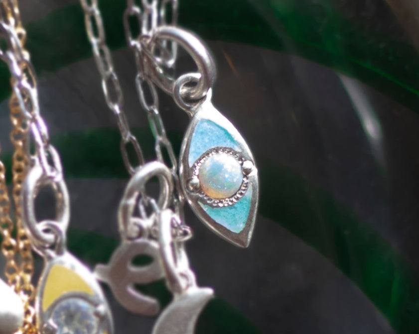 Eye Charm No. 7